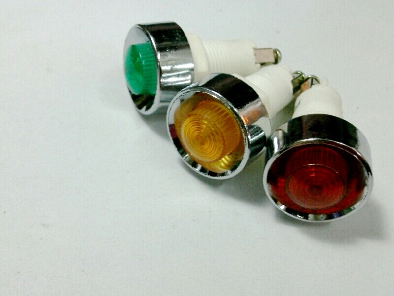 หลอดหน้าปัด-ขอบเงิน13.5MM./220V