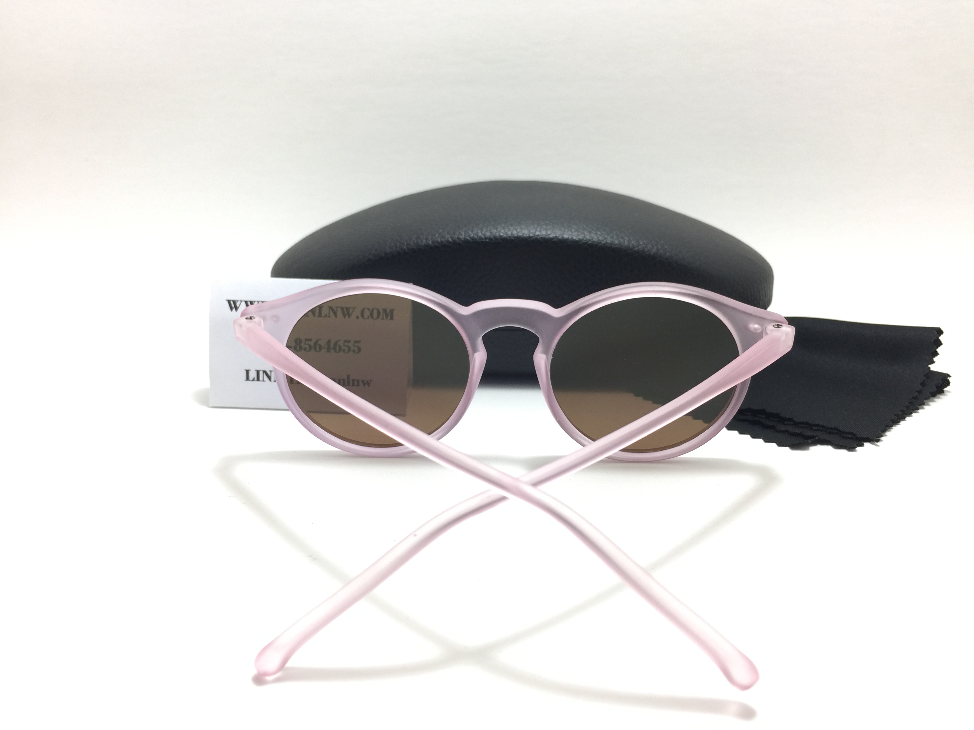 ็แว่นกันแดด H&M Sunglasses 205080 50-21 135 <ชมพู>