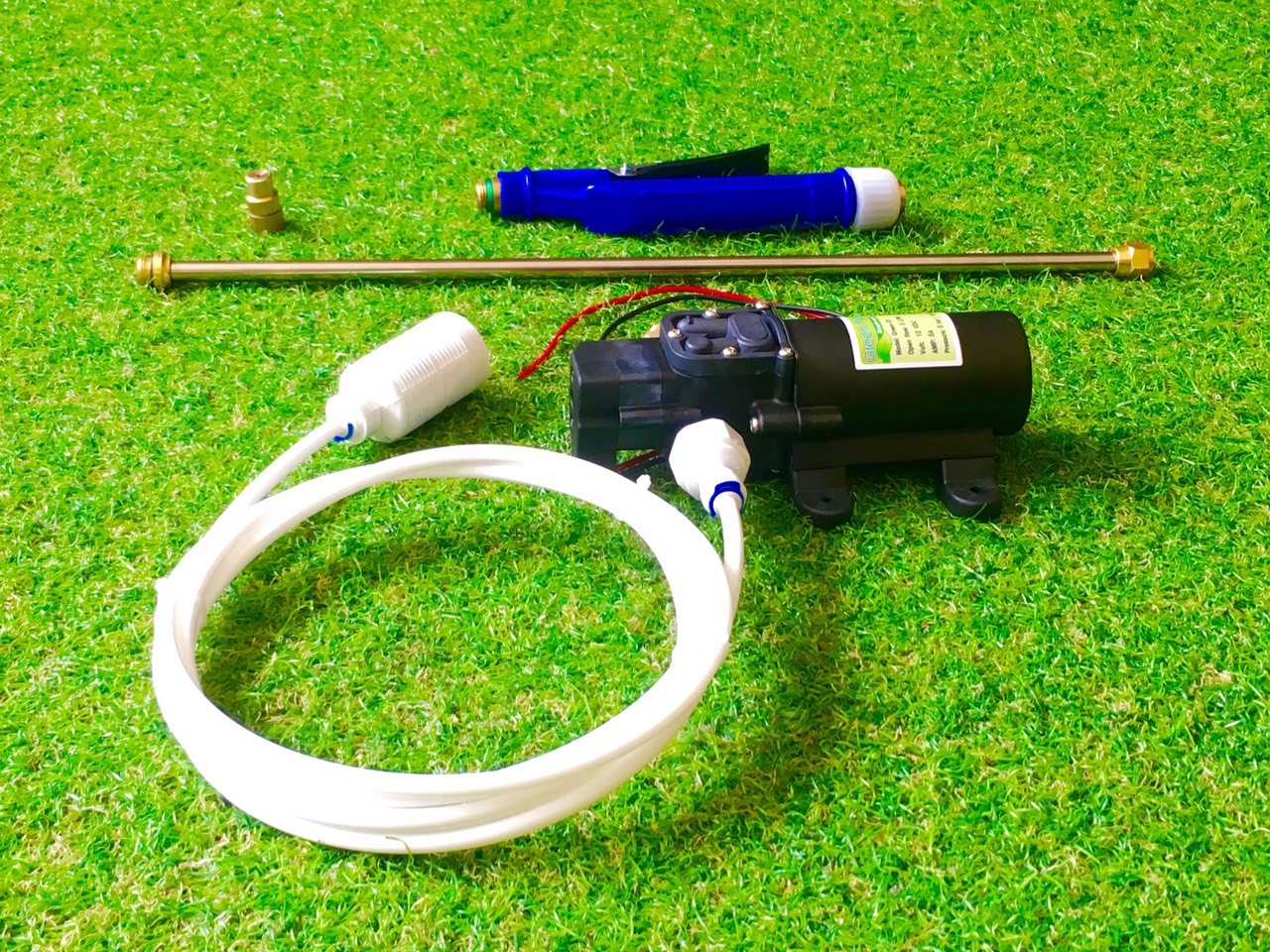 ชุด 24 ปั๊มพ่นยา DC12V 8 บาร์ ( สินค้าขายดี )