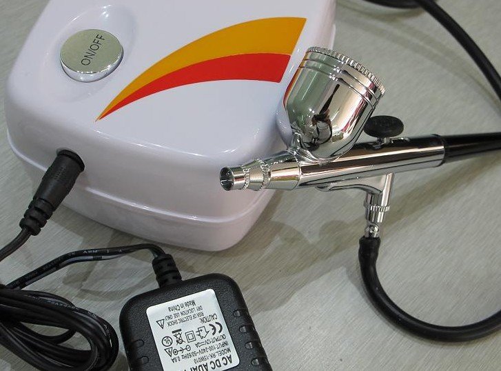 U-STAR Airbrush & Compressor System R-201 High-Performance White Color