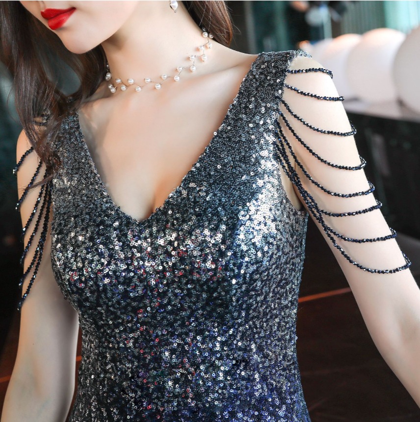 เดรสสั้น ผ้าเลื่อมทั้งชุด ทรงเข้ารูป สีเนวี่บลู พร้อมส่ง M,L