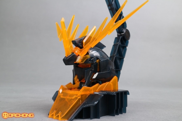 RX-0 Unicorn 02 Banshee Head Display Base