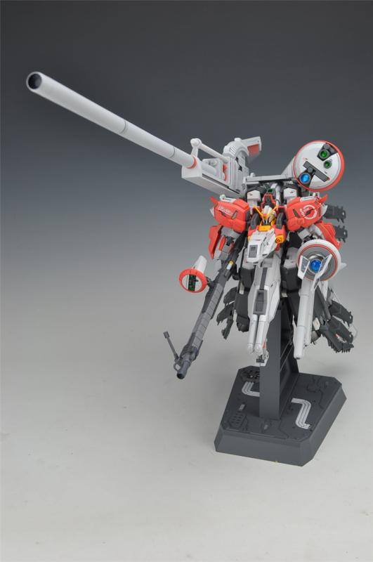 HG 1/144 Deep Striker