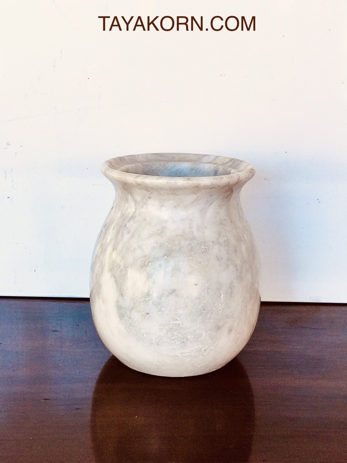 แจกันหินอ่อนประดับโต๊ะชา