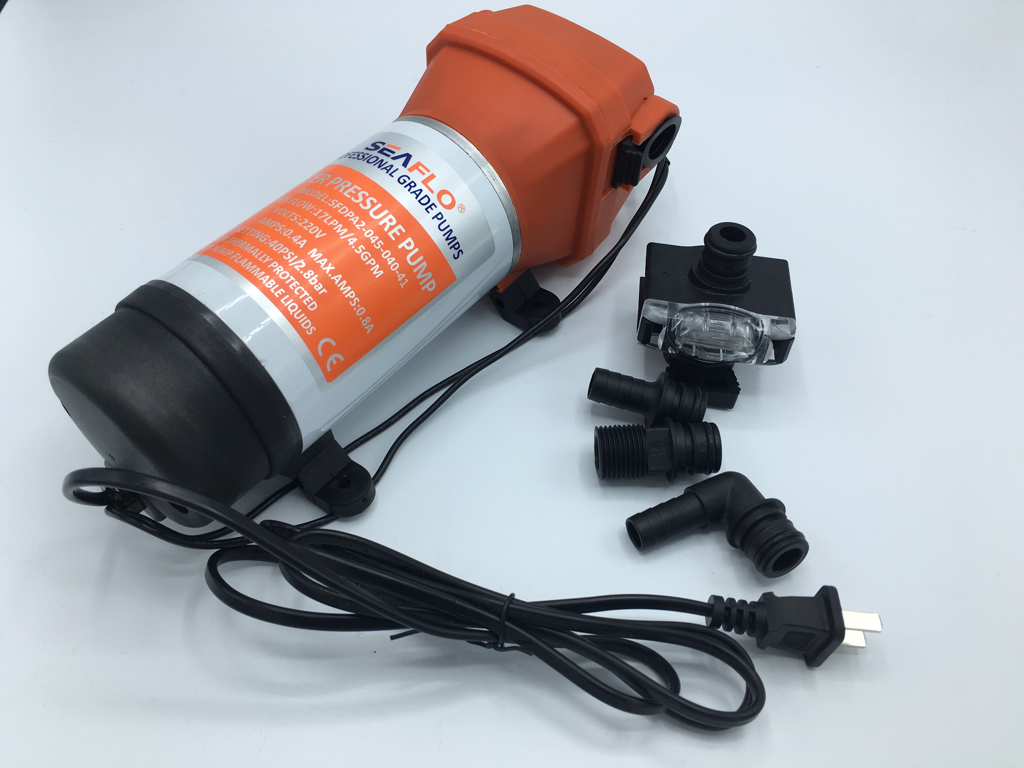 ปั๊มน้ำ 220V รุ่น SEAFLO-40 แรงดัน 2.8 บาร์ อัตรา 1,020 ลิตร/ชม.( ปั๊มน้ำบ้านอัตโนมัติ )