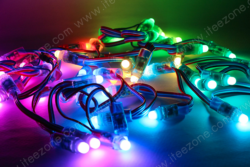 ไฟพิกเซล + IC RGB Full Color WS2811 5V (50 หลอด ต่อชุด)