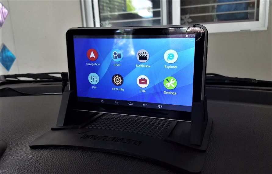M515 S 16GB GPSนำทาง กล้องติดรถยนต์ หน้าหลัง ดูทีวี และ Youtube ได้ มี Wifi ROM 16 GB AV-IN Bluetooth