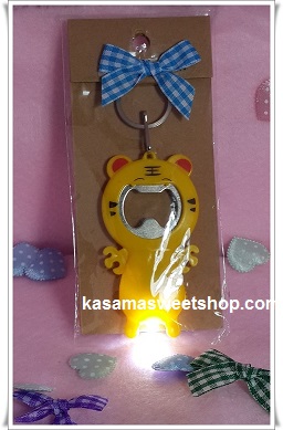 พวงกุญแจเปิดขวดมีไฟรูปสัตว์