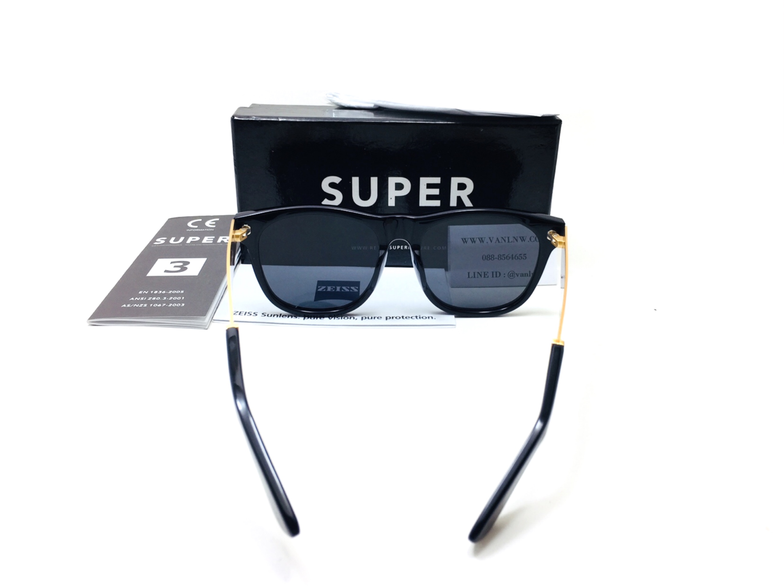 แว่นกันแดด SUPER Basic Francis Black & Gold 55-17 145 <ดำ-ขาทอง>