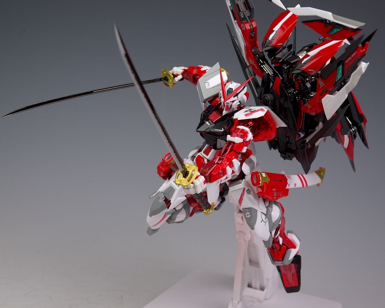 MG 1/100 (8812) Astray Red Frame Kai Ver.MB [Daban]