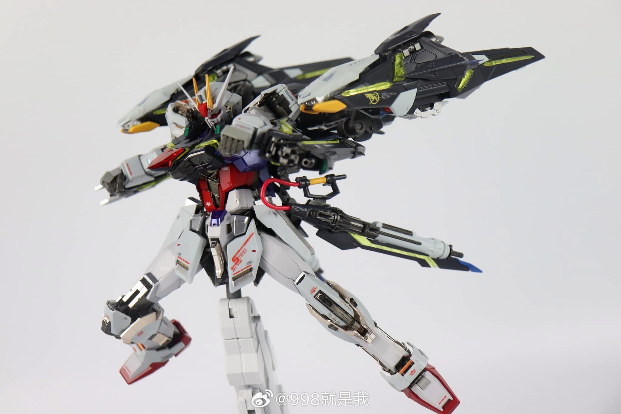 MG 1/100 Lightning Striker MB Ver. (8830) [Daban]