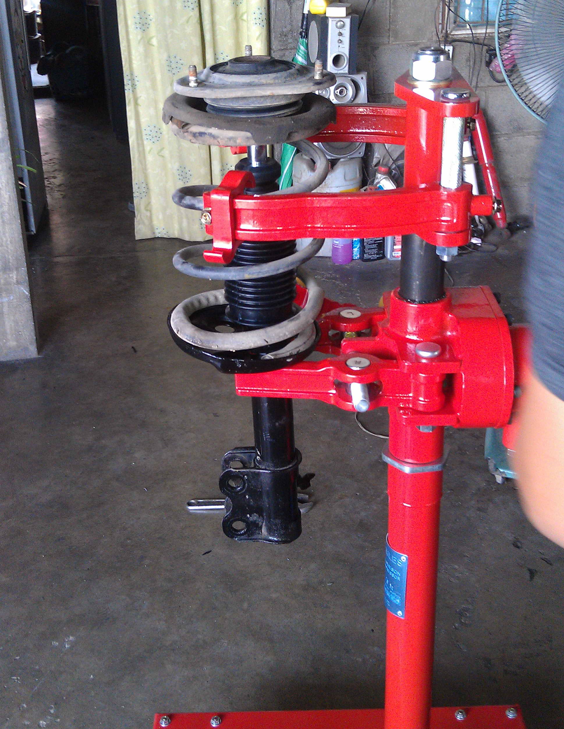 เครื่องถอดคอยล์สปริงโช๊คอัพ(รุ่นใหม่)พร้อมชุดสเปร์เซอร์