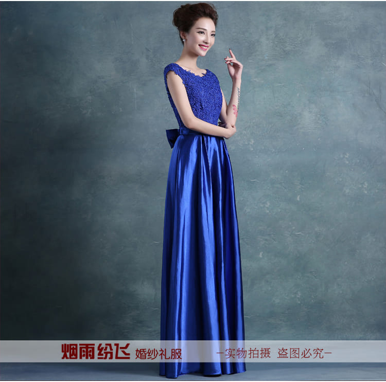 ชุดราตรียาว สีน้ำเงิน พร้อมส่ง อก 42 เอว 35 ผ้าซาติน ซิปหลัง