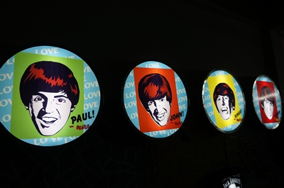 ป้ายไฟthebeatle george