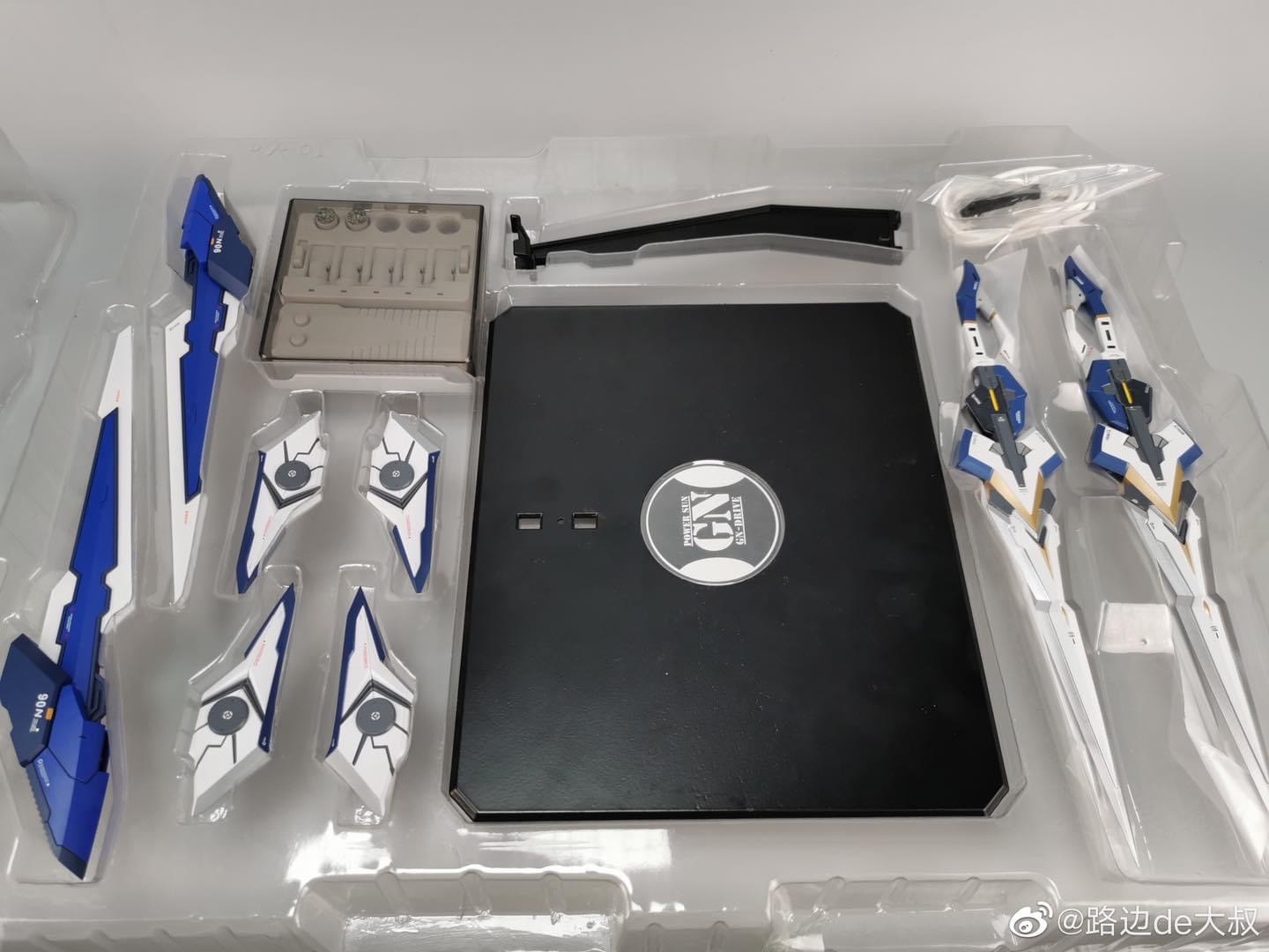 1/60 Metal Build Amazing Exia