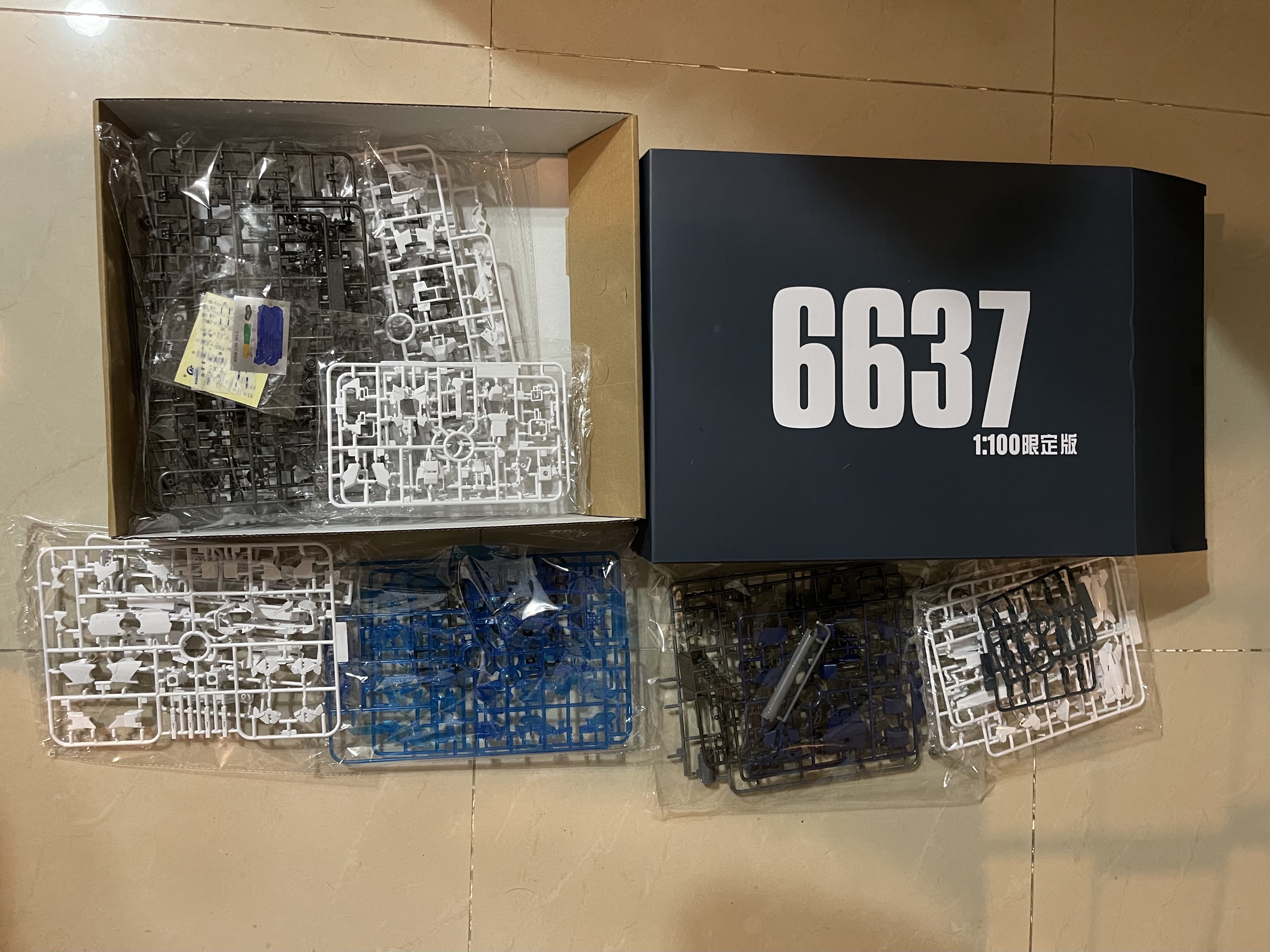 MG 1/100 RX-0 Unicorn ANA Sky Project (6637) [Daban]