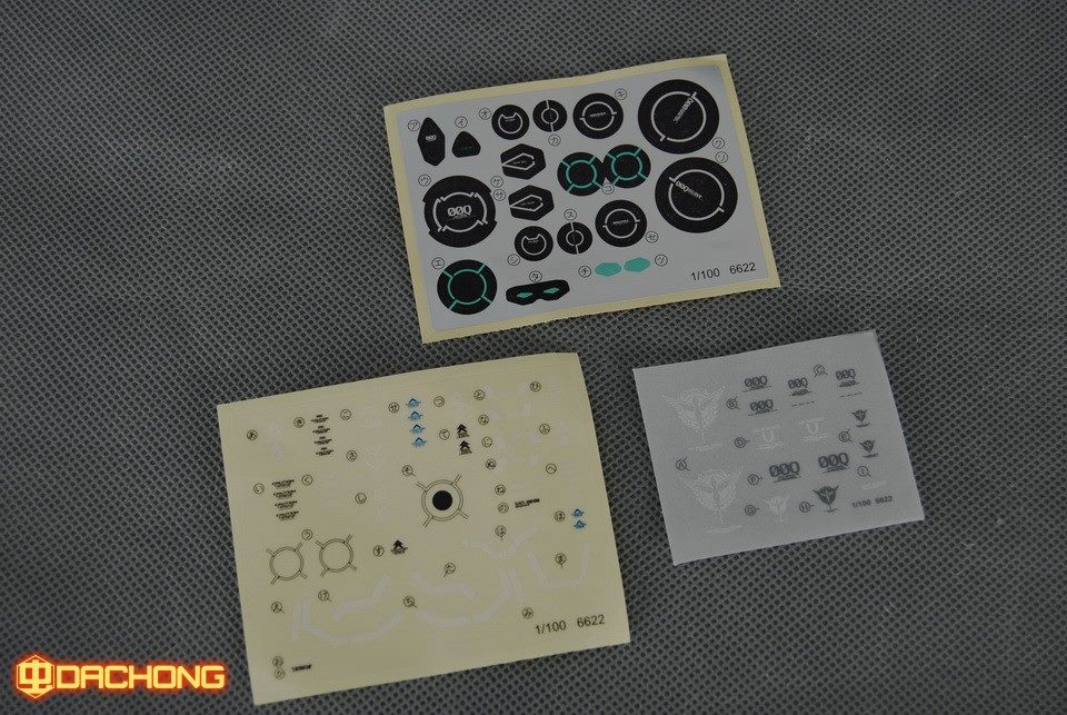 MG 1/100 (6622) OO Qan(T) Full Saber [Daban]