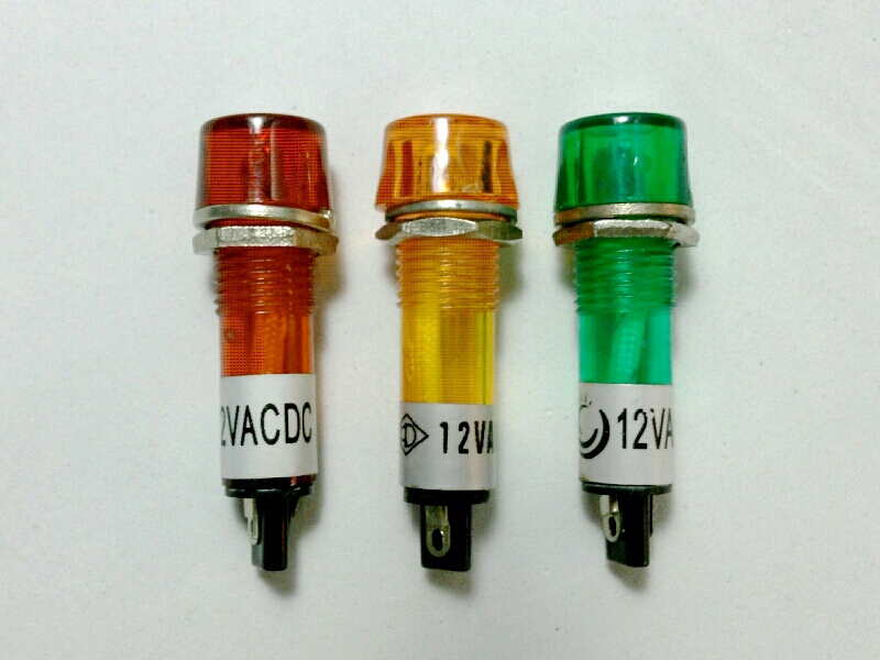 หลอดหน้าปัด-หัวตัดXD10-3/12V