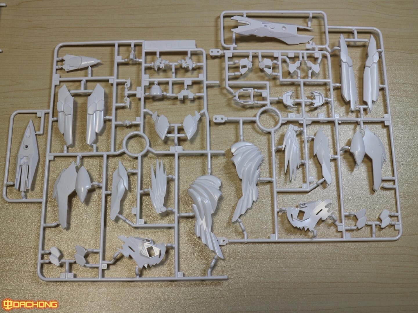 MG 1/100 Wing Zero EW Ver. Hirm (8820) [Daban]