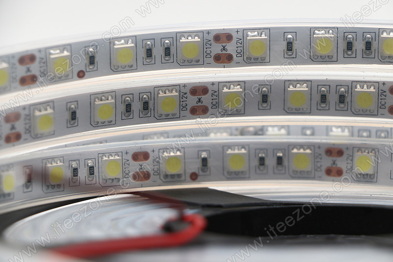 LED Strip เส้น ม้วน 5 เมตร สี Warm white 3000K ท่อซิลิโคน (กันน้ำ IP67)