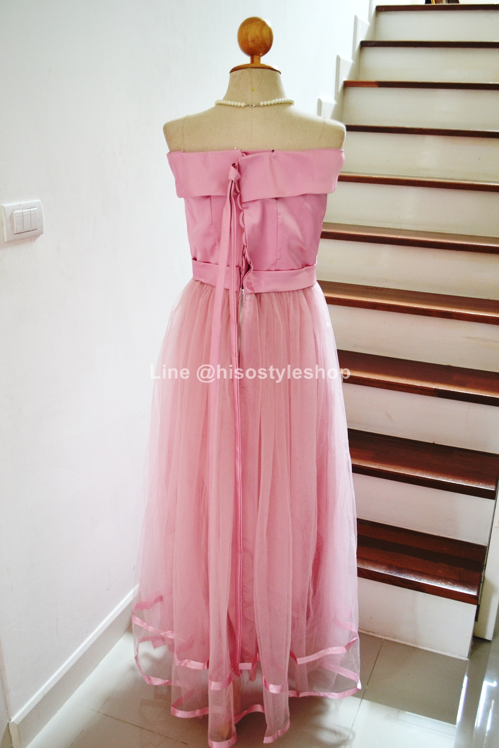 ชุดราตรียาว สีชมพูกลีบบัว *Size 2XL* ช่วงบนผ้าดัชเชส ไหล่ปาด ชายกระโปรงแต่งริบบิ้น งานร้อยหลัง