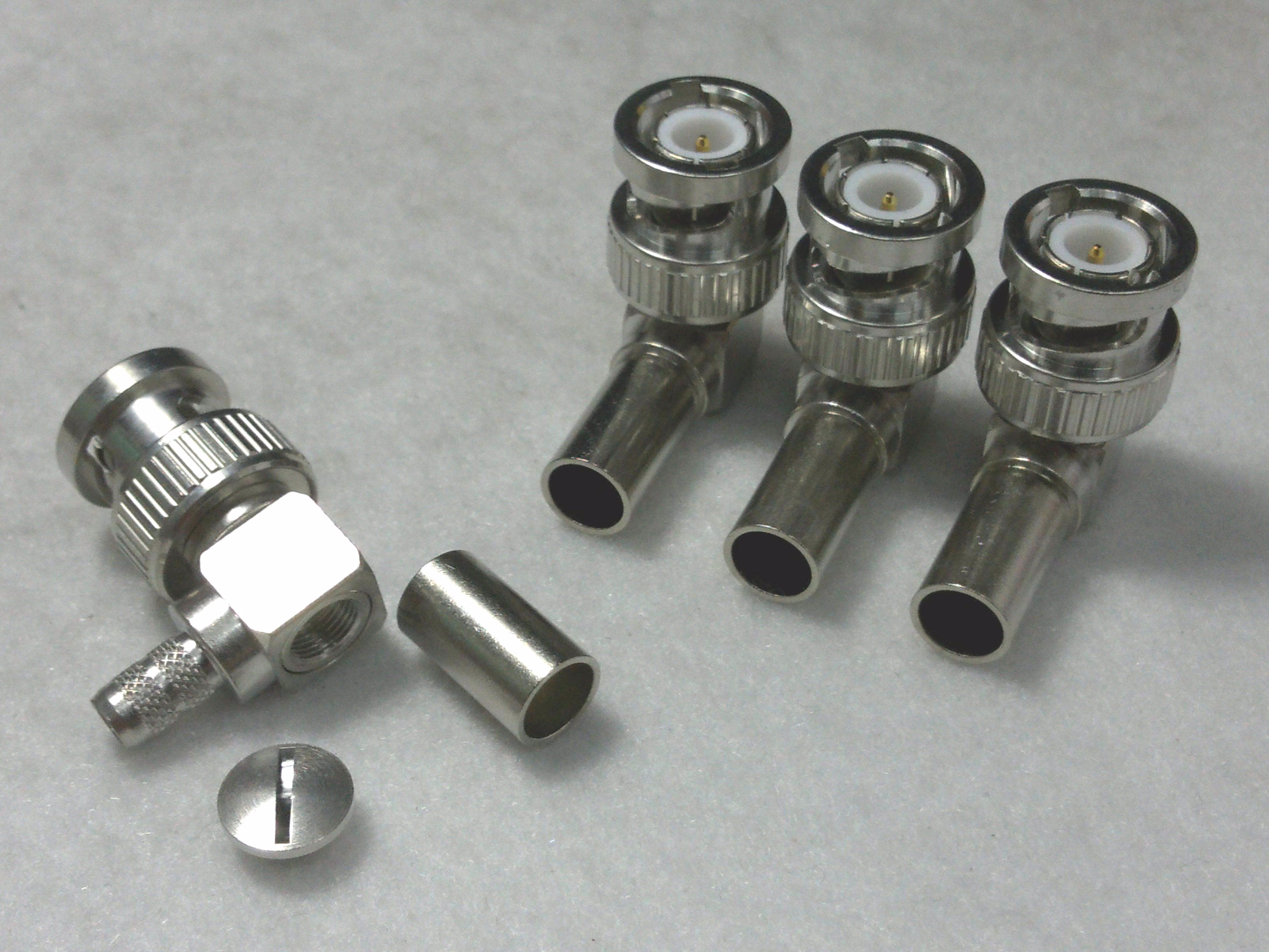 P.BNC-RG59 แบบงอ/Switzerland