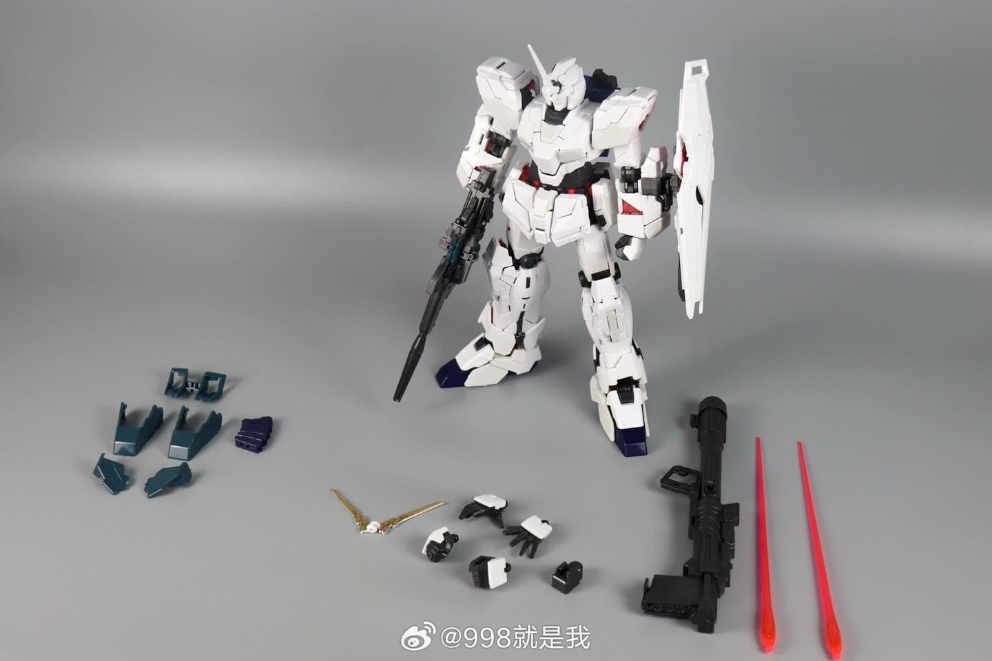1/72 Unicorn + Transparent Armor Part [Fang Da Jing]