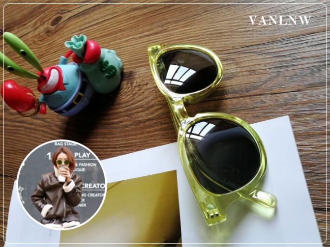 แว่นกันแดด Vans Wellborn II Shade Sunny Lime <เหลือง>