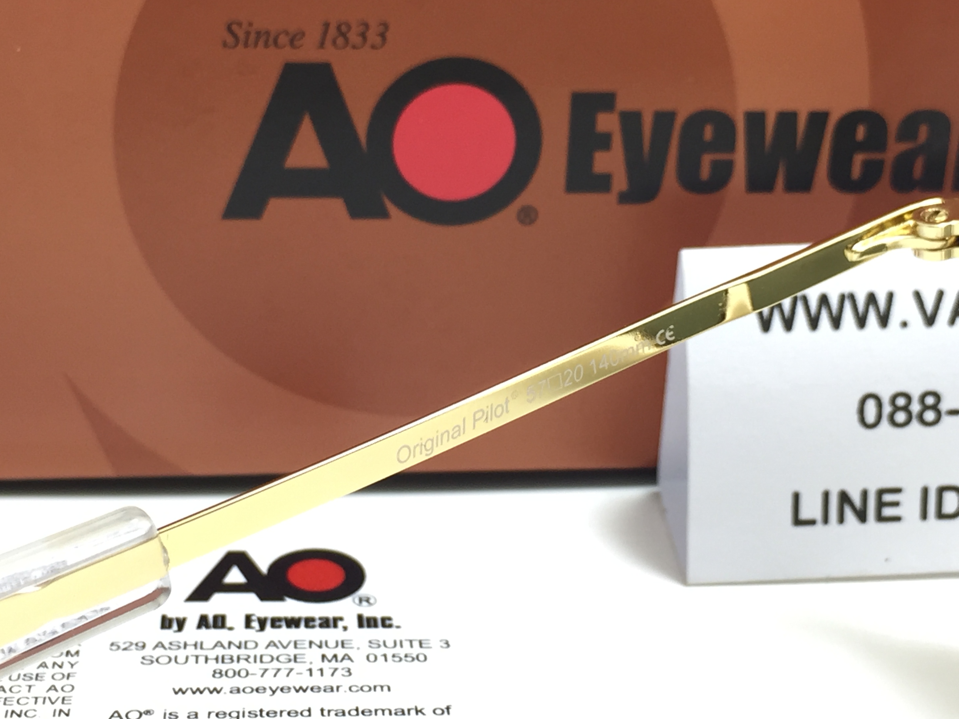 แว่นกันแดด Ao Original Pilot Made in USA (ทอง) ของแท้ 100%