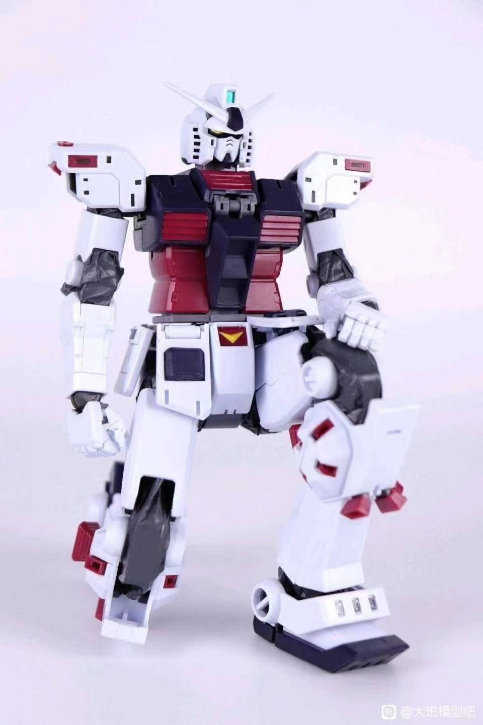 MG 1/100 Full Armor Thunderbolt (6654) [Daban]