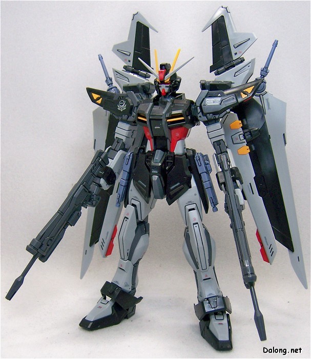 MG (001) 1/100 STRIKE NOIR GUNDAM