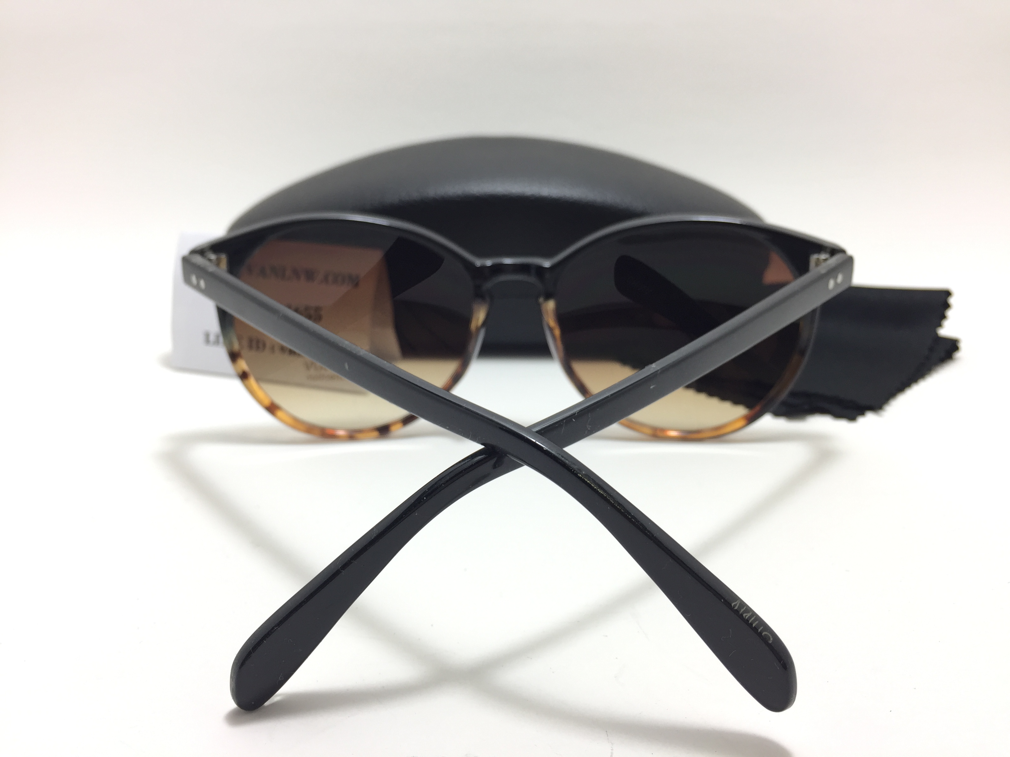 แว่นกันแดด AGES 14 & UP 51-12-135 <กระ>