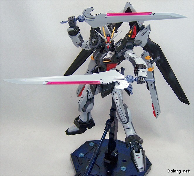 MG (001) 1/100 STRIKE NOIR GUNDAM