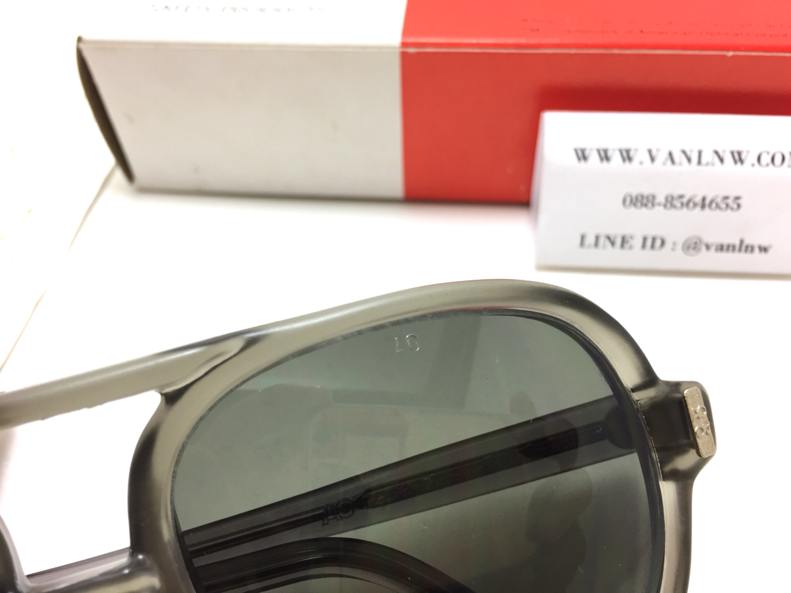 แว่นกันแดด Vintage AO American Optical Flexi-Fit AA 5 1/2 S Z87 <Smoke Grey> ของแท้ 100%