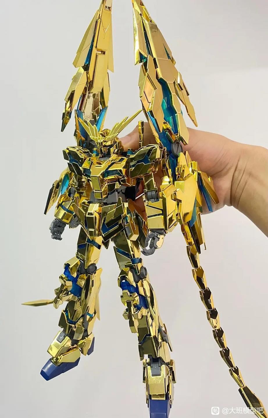 MG 1/100 RX-0 Unicorn Gundam 03 Phenex Narrative Ver. + MG Phenex Shield Tails Parts (6642S) [Daban]