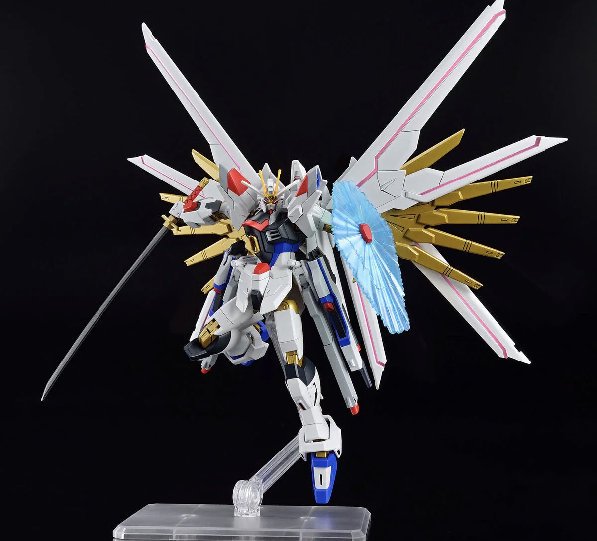 HG 1/144 Mighty Strike Freedom (250) [DuiJue]
