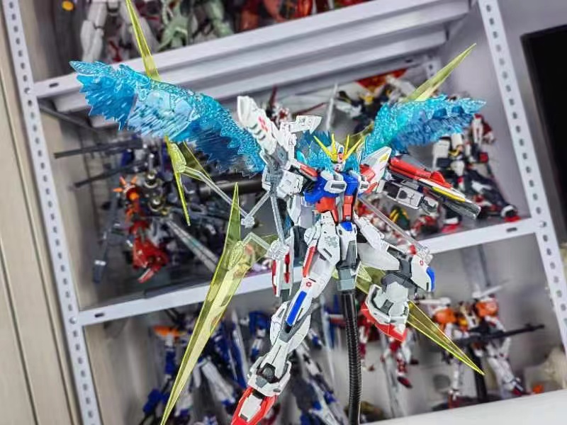 MG 1/100 Star Build Strike Gundam + Universe Booster (6632) [Daban]