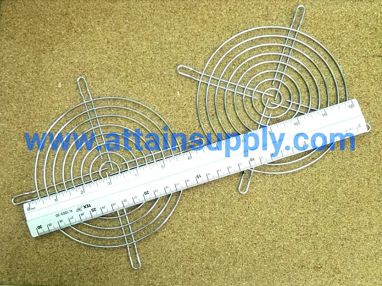 ตะแกรงพัดลม 6นิ้ว/8เกลียว-4มุมยึด