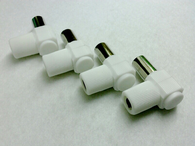 J.75 OHM PLASTIC-แบบงอ