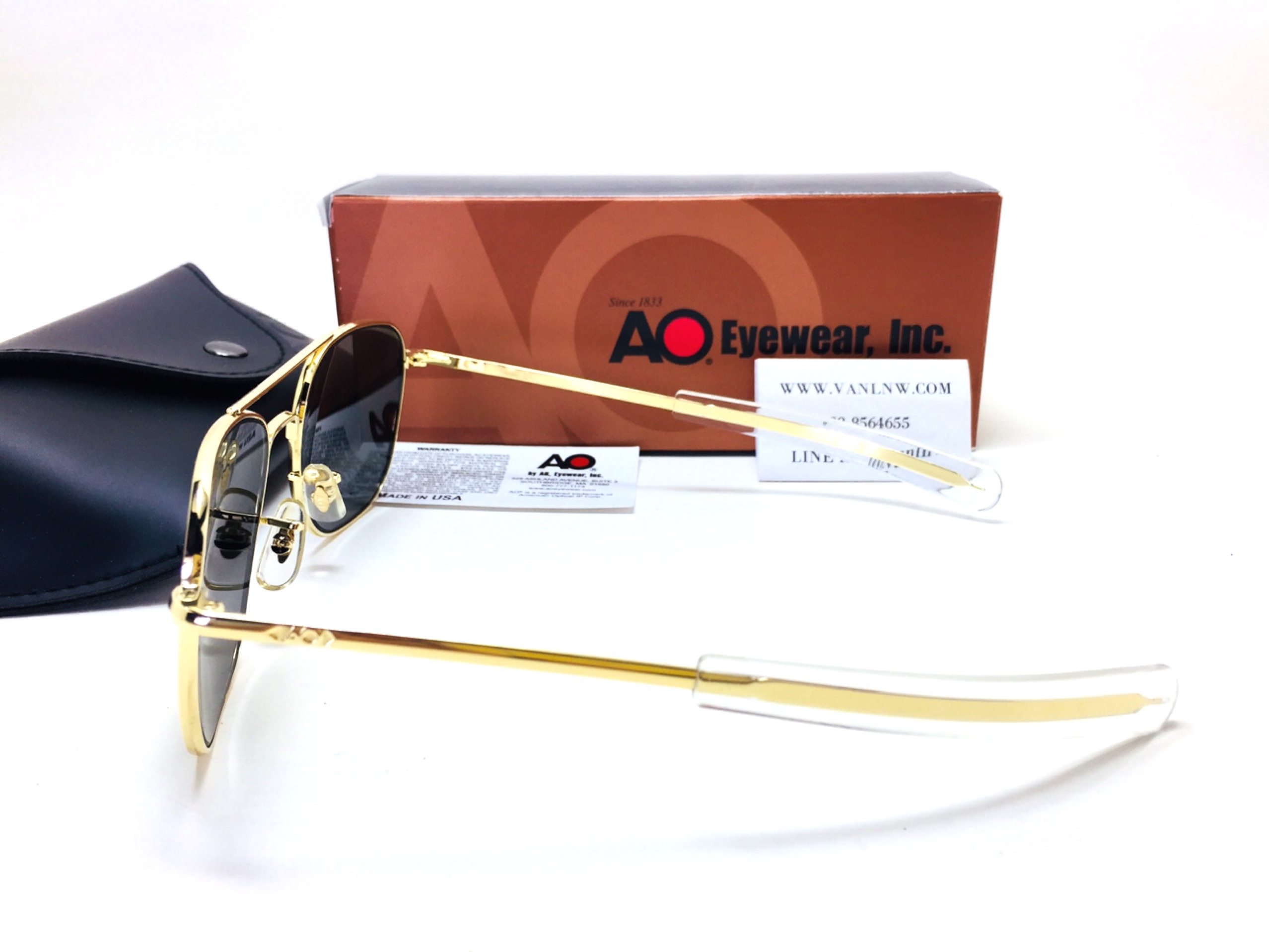แว่นกันแดด Ao Original Pilot Made in USA (ทอง-เทา) ของแท้ 100%