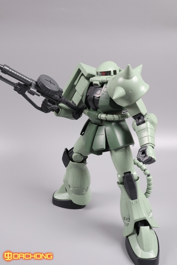 1/48 Mega Size MS-06F Zaku II