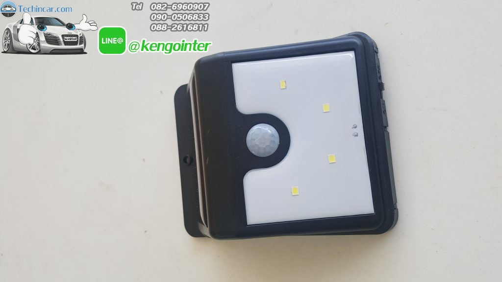 ไฟ LED โซล่าเซลล์ SOLAR LED พร้อม Motion - Sensor ตรวจจับคนเดินผ่าน