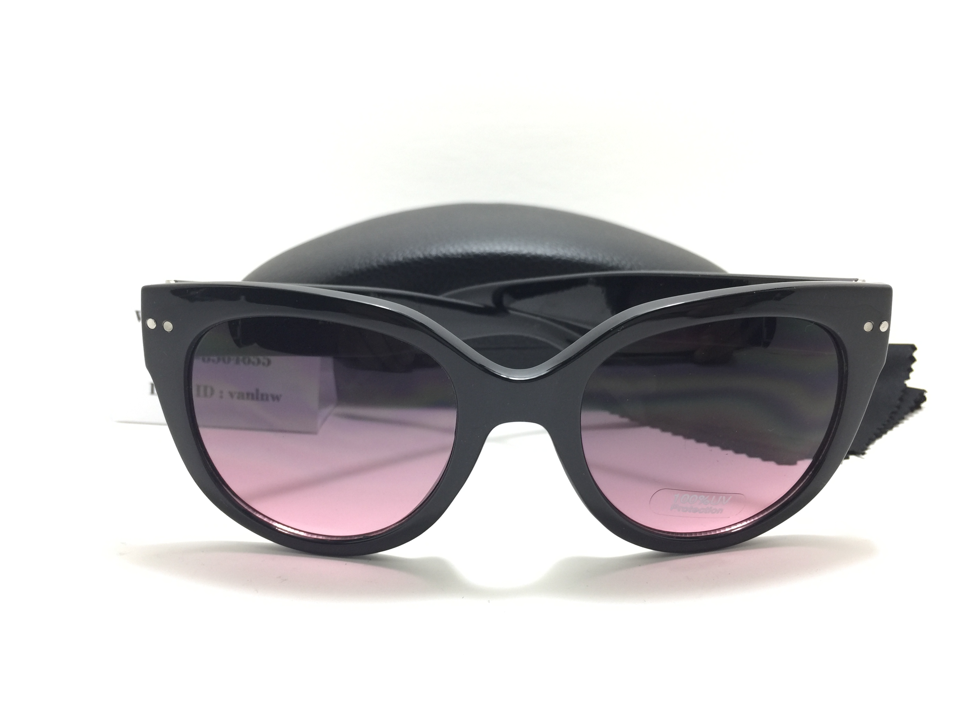 แว่นกันแดด Express Sunglasses 51-12-139 <ดำ>