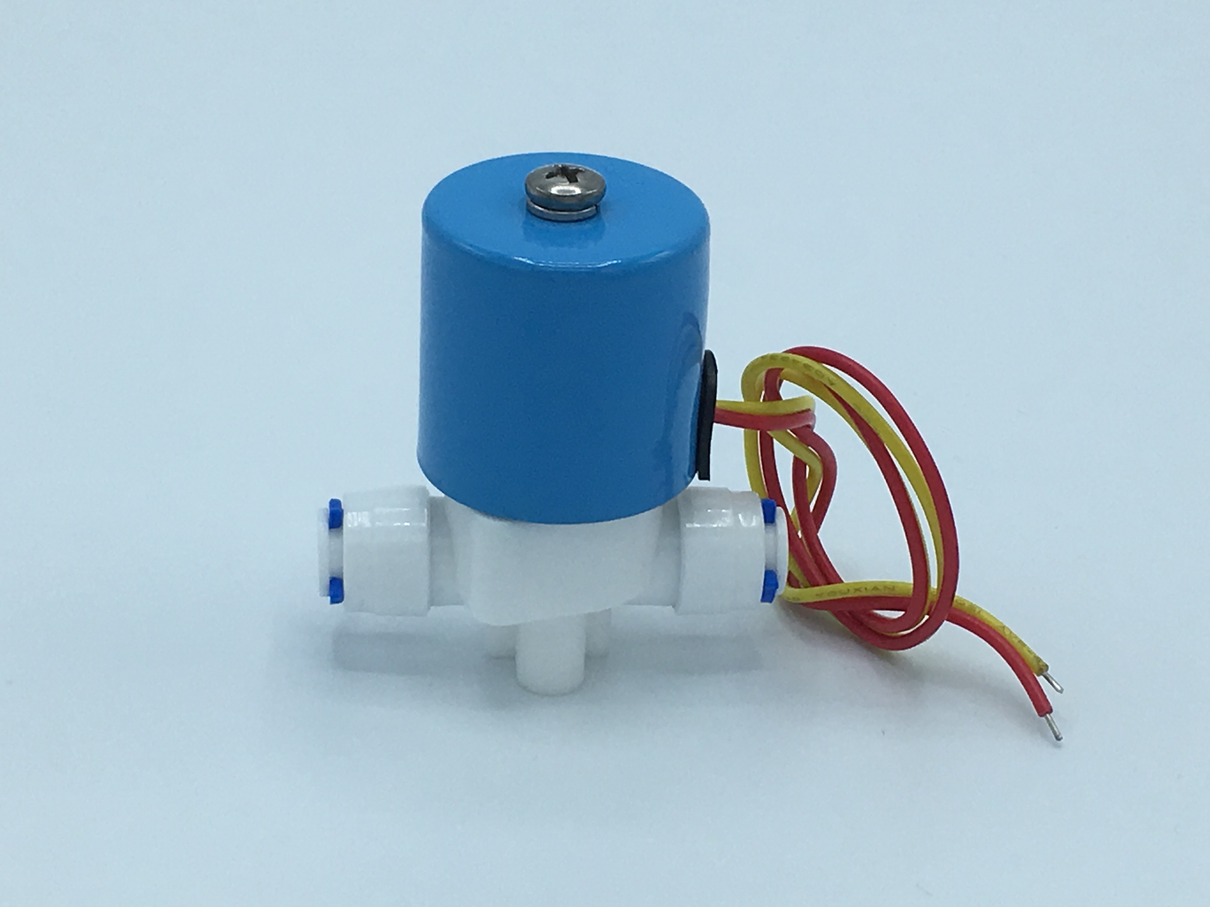 โซลินอยด์วาล์ว วาล์วไฟฟ้า วาวล์น้ำ วาล์วลม วาล์วพลาสติก N/C 12V DC 1/4" ( แบบเสียบสาย 1/4" )