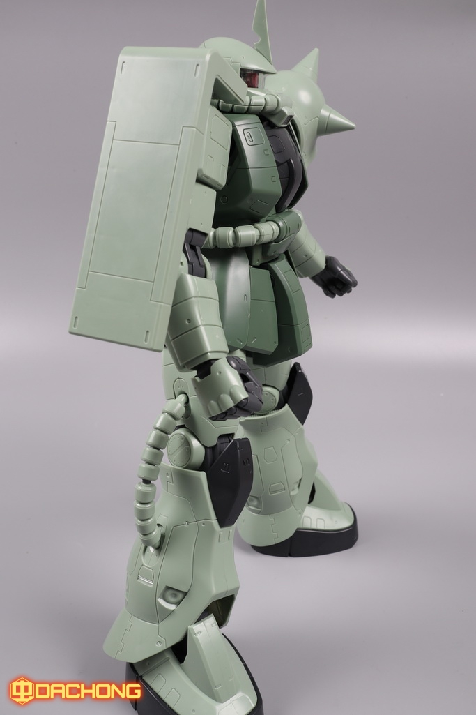 1/48 Mega Size MS-06F Zaku II
