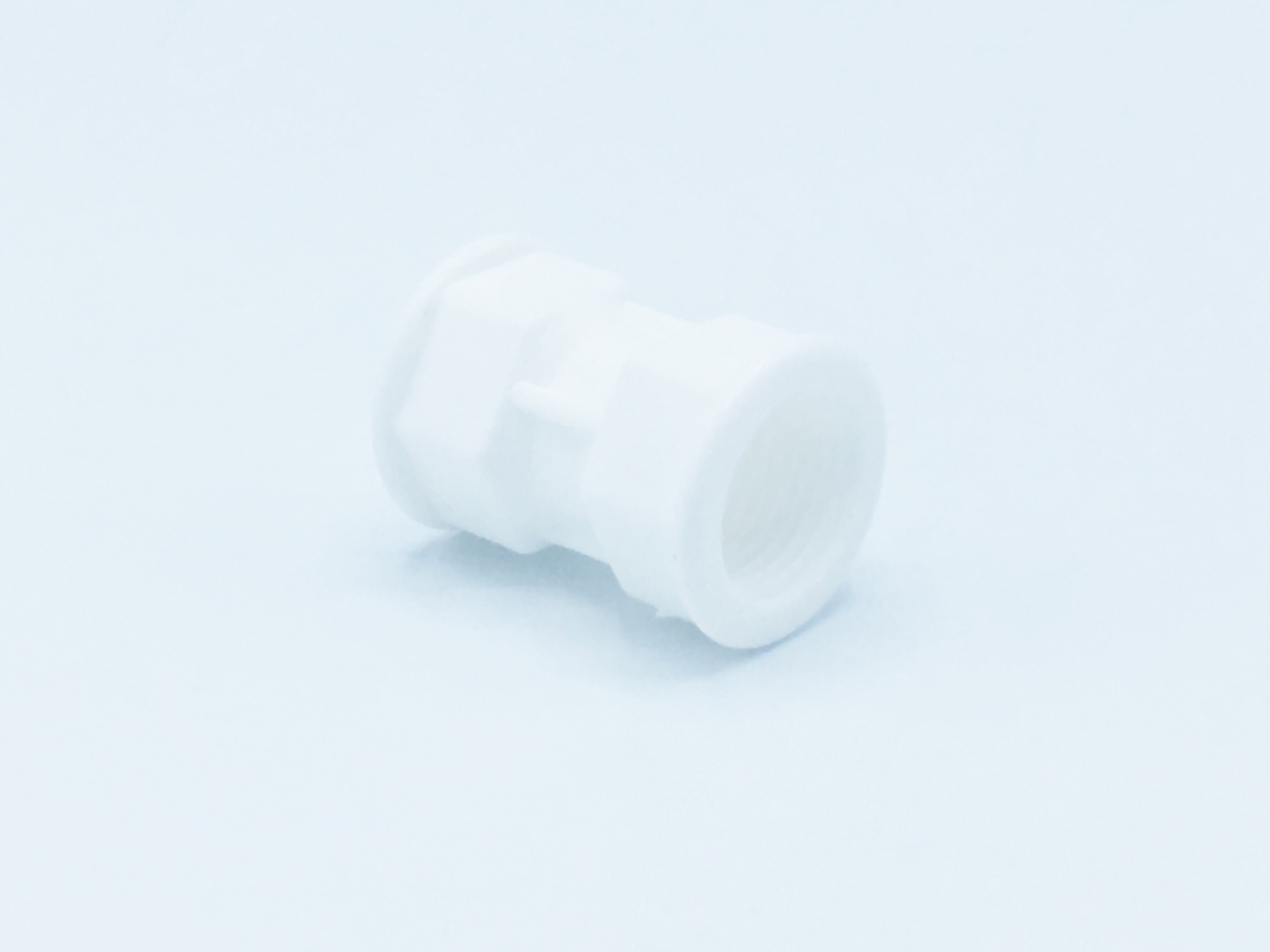 ข้อต่อตรงเกลียวใน 1/2 นิ้ว สีขาว