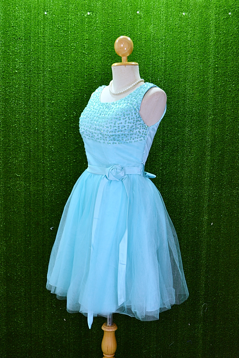 พร้อมส่ง S-3XL ชุดราตรีสั้น "สีฟ้ามินต์" แขนกุด ปัดช่วงอก แต่งดอกไม้ที่เอว กระโปรงตาข่ายอย่างดี