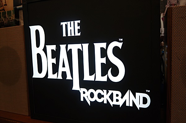 ป้ายไฟ2หน้าthebeatles รหัส2457bl