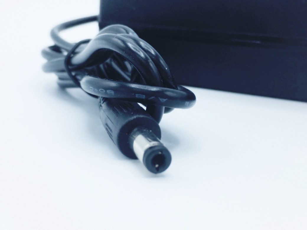 (08-AD-JCY-1210) อะแดปเตอร์ Adapter 12VDC 10A 5.5 mm. x 2.5 mm. รุ่น JCY-1210