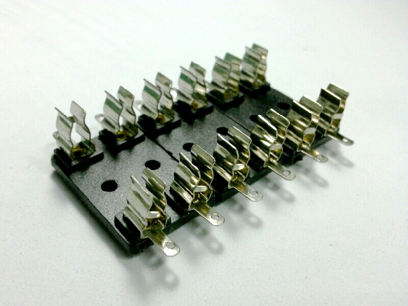 กระบะฟิวส์ 30MM. - 2P